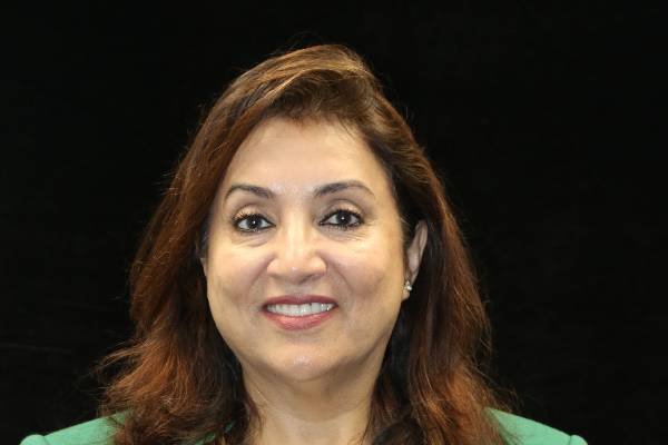 Farha Abbasi, MD